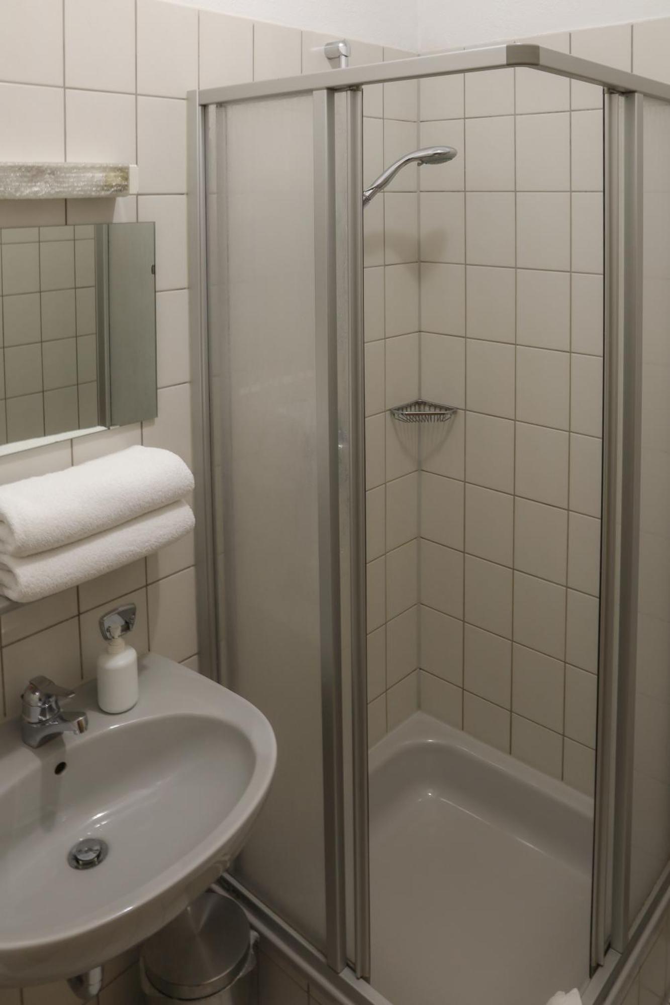 Hotel Adler Nattheim Zewnętrze zdjęcie